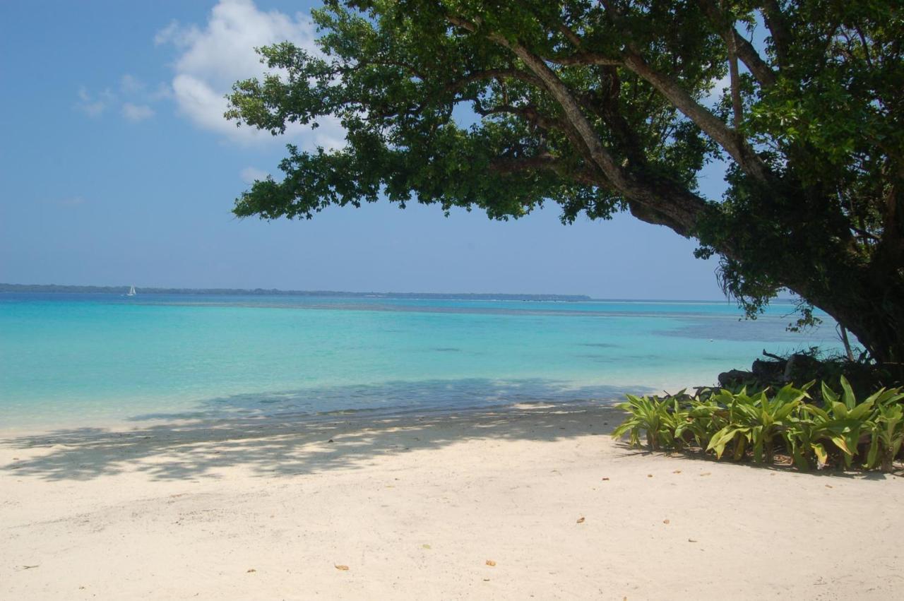 Barrier Beach Resort (Adults Only) Luganville Zewnętrze zdjęcie