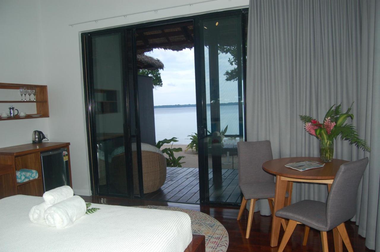 Barrier Beach Resort (Adults Only) Luganville Zewnętrze zdjęcie